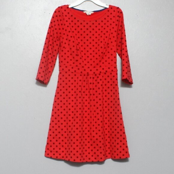 Boden Dresses & Skirts - Boden red 3/4 sleeve polka dot dress